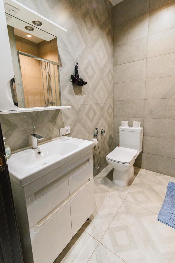 קייב Royal Tower Luxurious Smart Residence מראה חיצוני תמונה